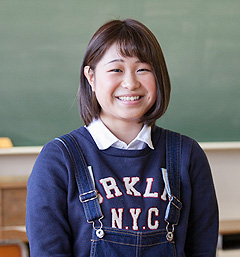 好井 彩 さん