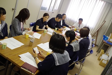 食堂会議②.jpg