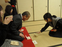 茶道部による初釜が行われました