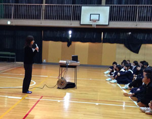 新北島中学校で進路講演会