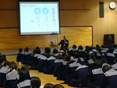 ２年生　学年集会