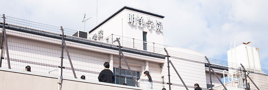 修学旅行(ベトナム/2年)/学年末考査(1・2年)/終業式/春期講習