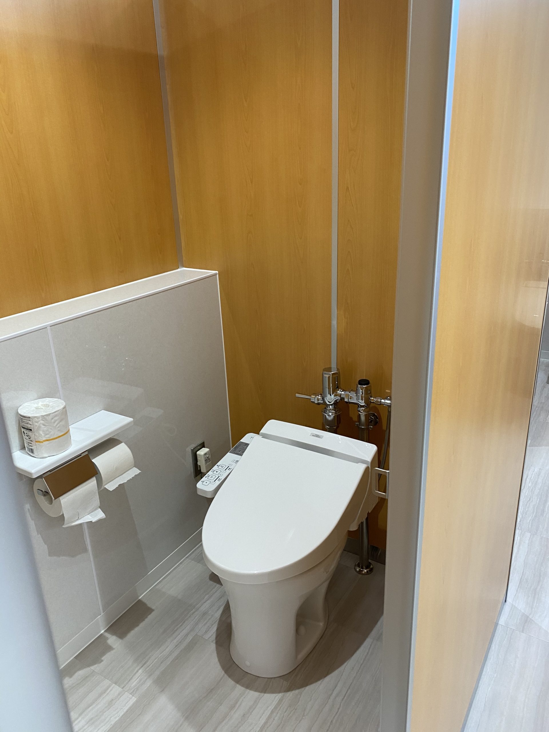 本館3階東トイレ完成しました。2月17日から使用可能です。 明浄学院高等学校